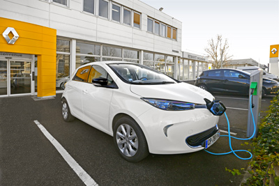 Quelles sont les modalités pour la recharge en concession Renault ?